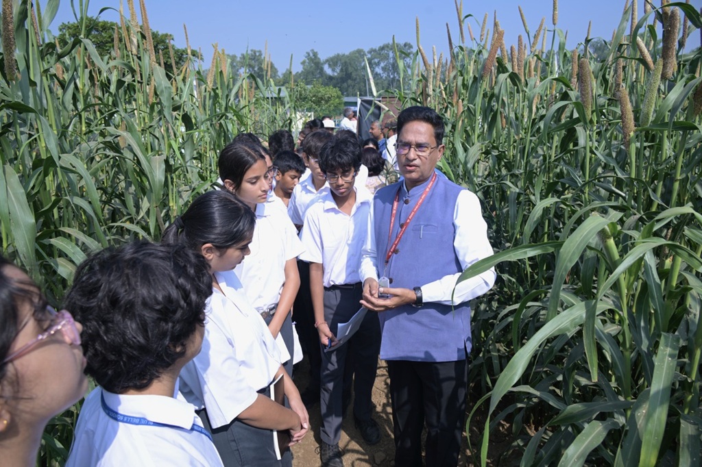 100 School Students Explored Natural Farming at ICAR-IARI, New Delhi